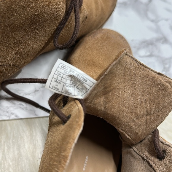 UGG Men\'s Brown Suede Chukka Boots size 8 main image 9